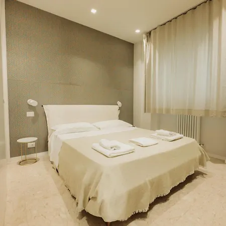 Cavour Boutique * Bari